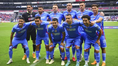 Cruz Azul en el Estadio Azteca en un partido del Clausura 2023
