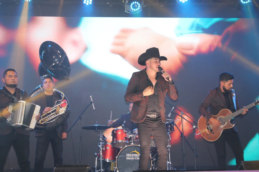 Todos disfrutamos de sus grandes canciones