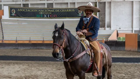 jose-antonio-volante-charro-segunda-generacion-familia