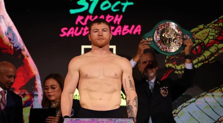pelea canelo alvarez.jpg