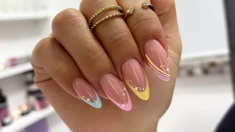 7 diseños de uñas almendra para la primavera 2026: puedes usarlas en cortas o largas