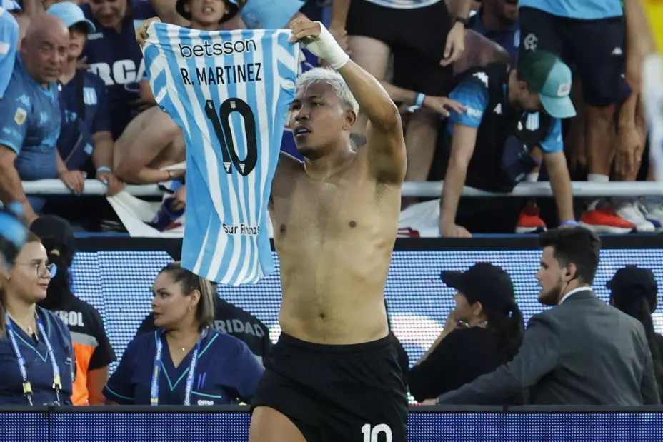 Roger Martínez se declara un ‘Renacido’ y se lo atribuye a Racing