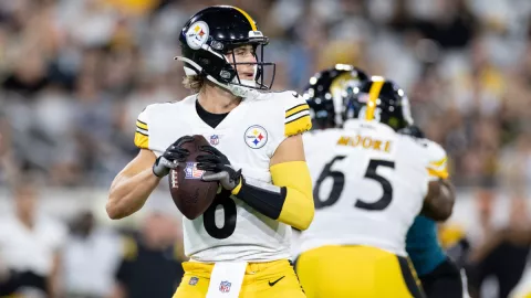 Con los Steelers luce por segunda semana consecutiva Kenny Pickett