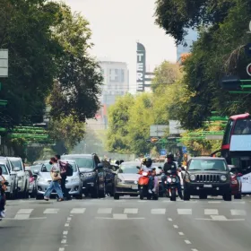 Costo del tráfico en México: Horas, dinero perdido y ciudades más afectadas por la congestión vial