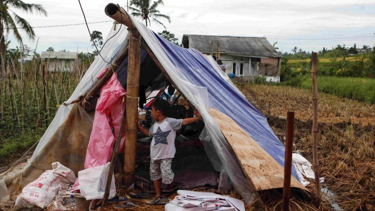 Afectados por terremoto en Indonesia: “No hemos recibido ayuda del gobierno”.