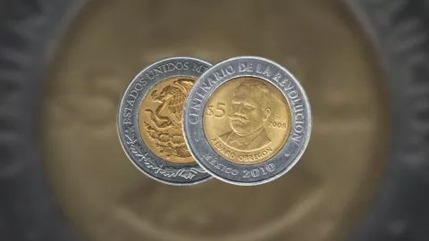 Pagan 500,000 por moneda de Álvaro Obregón con error de acuñación .jpg