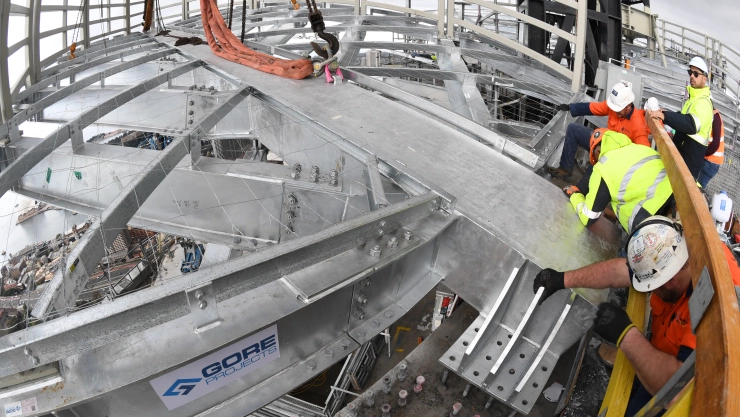 20 Tonne Architectural Feature Tops Off New Crown Sydney