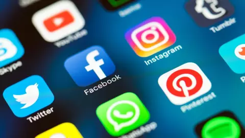 Instagram y Facebook medirán el tempo que pasas en su plataforma / Foto: Especial