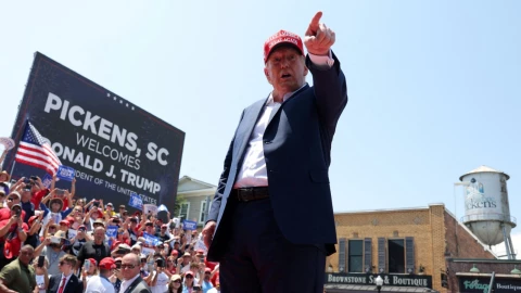 Trump llama criminal y mentiroso a Biden