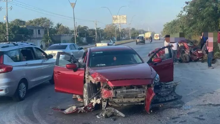 Tráfico Cancún 13 de marzo de 2024_ Reportan choque en la avenid José López Portillo.jpg