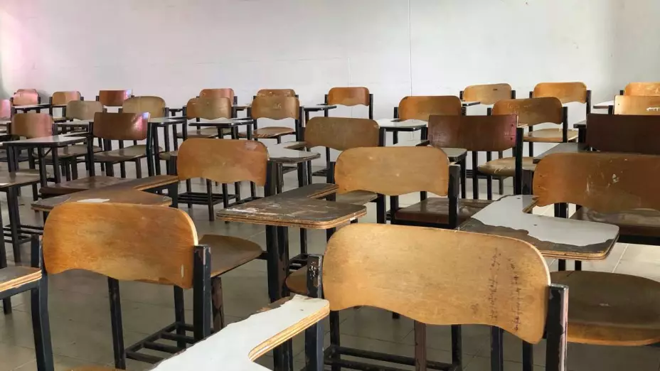 Salón de clases vacío
