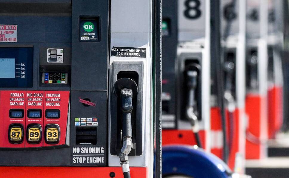 impuesto a la gasolina en EU