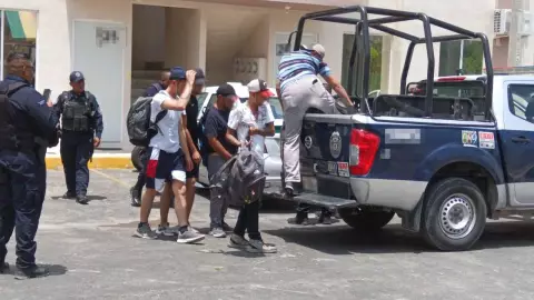 Rescatan a ecuatorianos privados de su libertad en Cancún.jpg