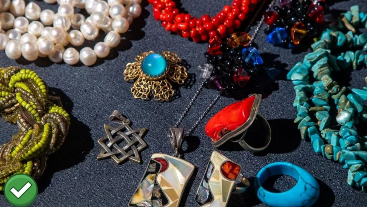 4 ideas para reciclar joyas viejas y darles una segunda vida, según la IA.jpg