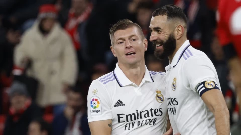 Toni Kroos y Karim Benzema