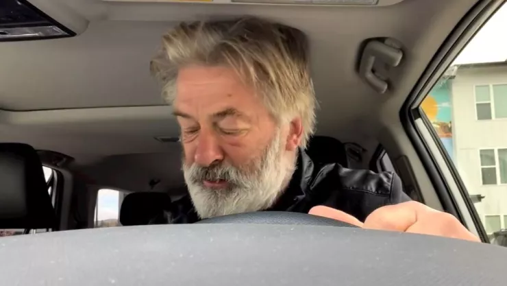 ¿Por qué Alec Baldwin enfrenta acusaciones de homicidio involuntario? Aquí te contamos