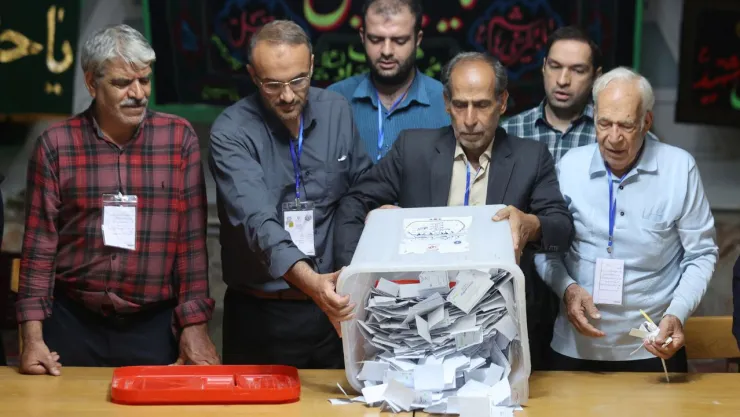 primeros-resultados-las-elecciones-en-la-segunda-vuelta-dan-ventaja-a-masoud.jpg