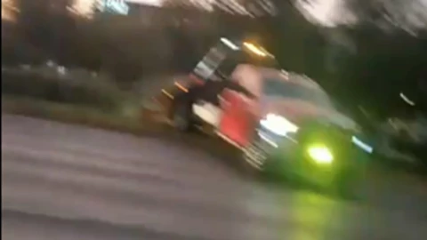 Reportan aparatosa volcadura sobre la Vía Atlixcáyotl hoy