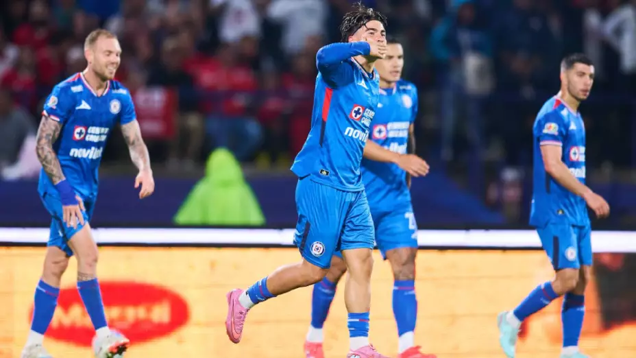 Luka Romero Cruz Azul