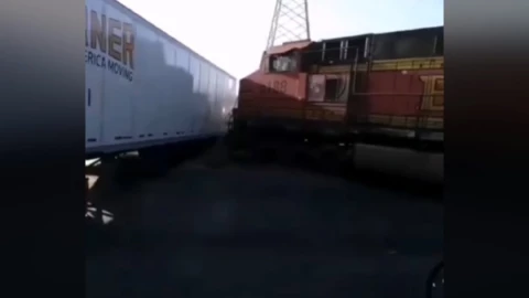 tren tr&aacute;iler.jpg