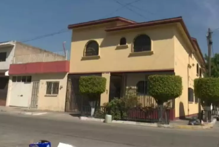 Sujetos amarran a 3 monjas dentro de su casa y las asaltan