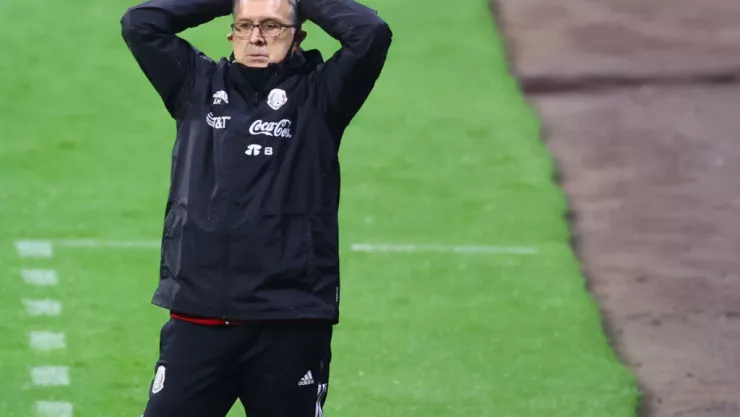 ‘Tata’ Martino estará ausente próximos partidos de México por cirugía