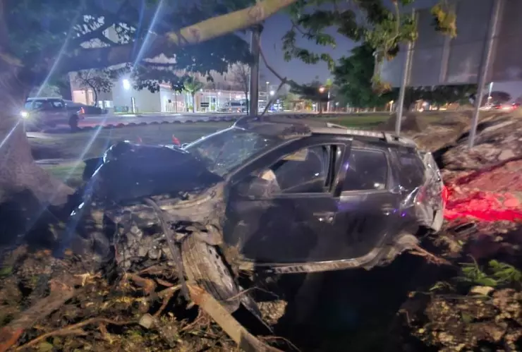 ¡Mientras dormías! Hombre sufre accidente en el boulevard Colosio tras perder el control de su auto.jpg