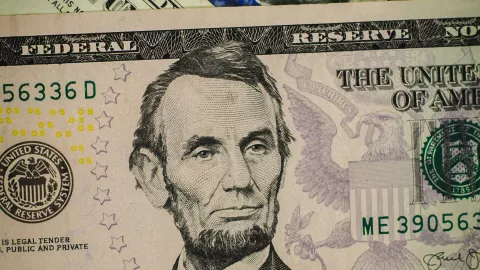 Precio del dólar hoy 11 de enero de 2025: Así fue la tarifa en la apertura