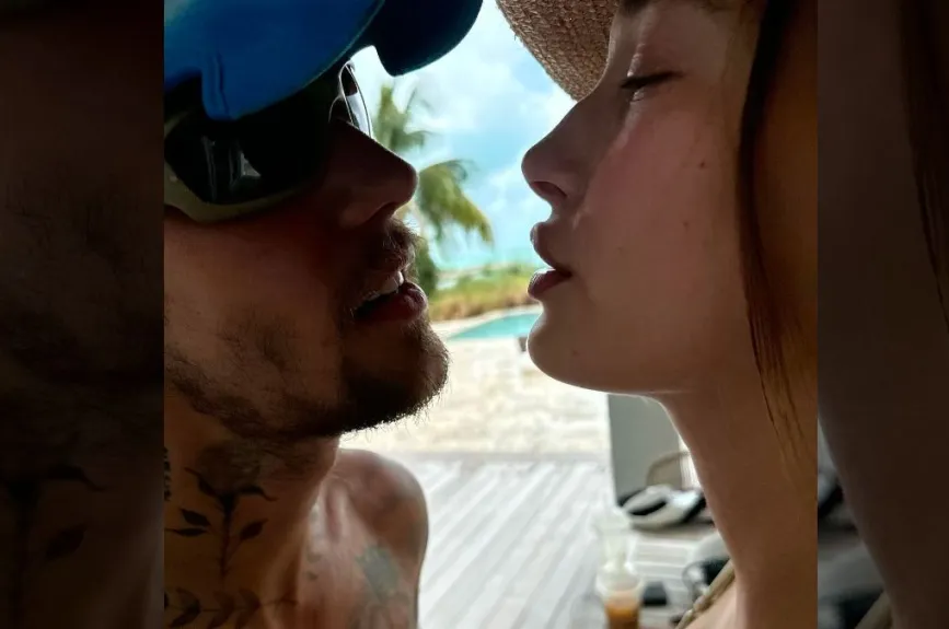 Justin y Hailey beso (7).jpg