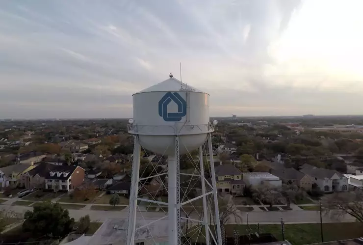 West University Place forma parte del área de Houston-Sugar Land-Baytown, en Texas.