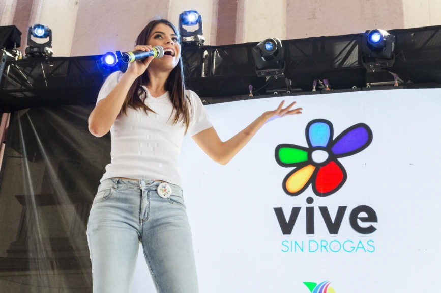 Esmeralda Ugalde siempre con VSD.jpg