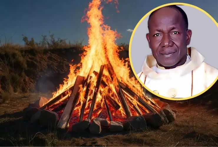 Sacerdote quemado vivo