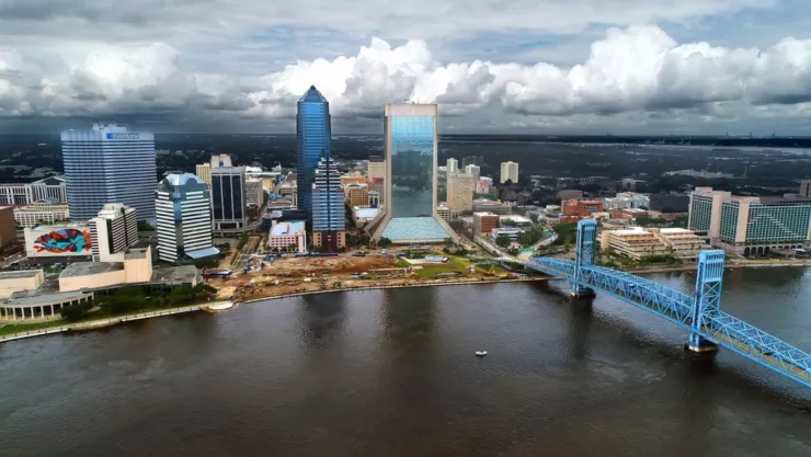 Toma aérea de Jacksonville, Florida.