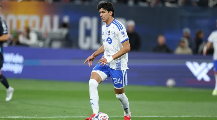 Efraín Morales, el estadounidense que busca llevar a Bolivia a la Copa Mundial de la FIFA