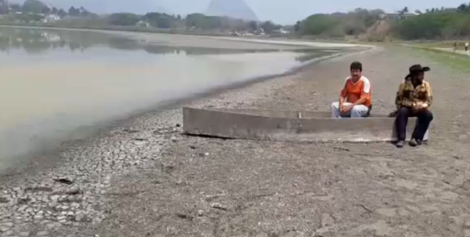 Pescadores de El Farallón en Veracruz se quedan sin trabajo.png
