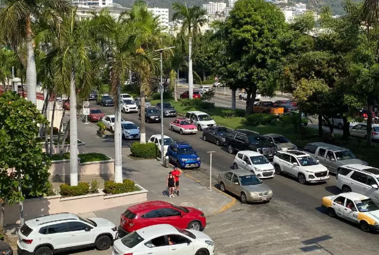 Tráfico vial Acapulco, Av. Costera Miguel Alemán