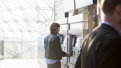 bancos abrirán el lunes 5