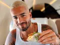 Maluma comiendo tacos.jpg