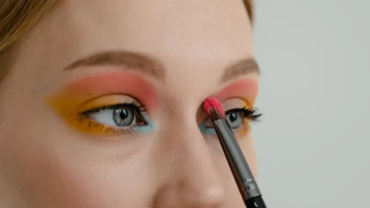 Estos son los looks de ojos que están reemplazando al clean look
