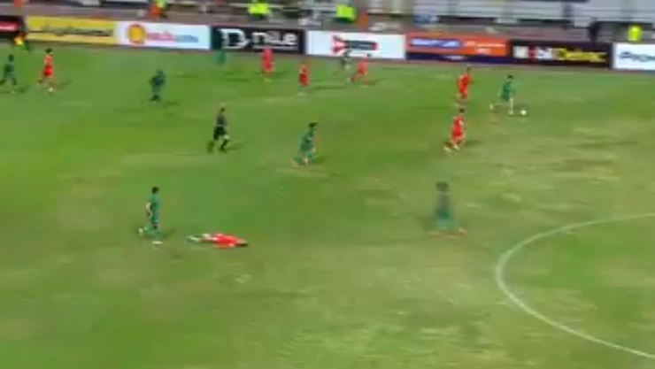 muere futbolista partido futbol egipto video