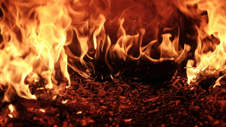 Flamas de incendio.
