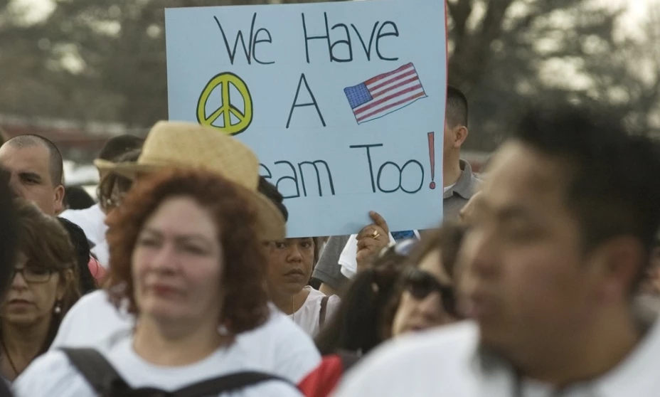 El senador Patrick Leahy, un demócrata y presidente del Comité Judicial, dijo que se opondría a los esfuerzos que incluyen la enmienda de Grassley