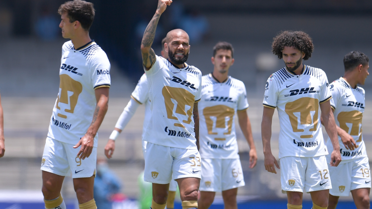 Dinenno, Dani Alves, Pumas, CU, América, alineaciones oficiales, Clásico Capitalino