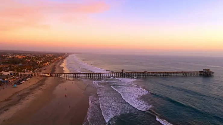 El muelle de Oceanside Pier en California