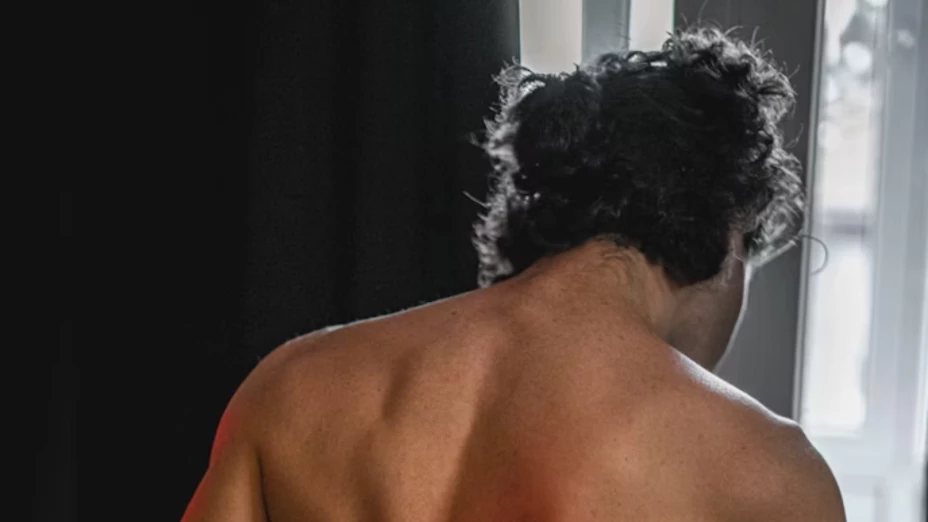 Tronarse el cuello.png