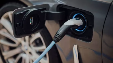 Tesla: ¿Los autos eléctricos usan gasolina?