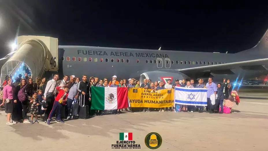 Mexicanos rescatados de Israel.