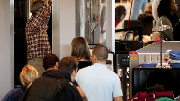 Entran en vigor nuevas medidas en aeropuertos