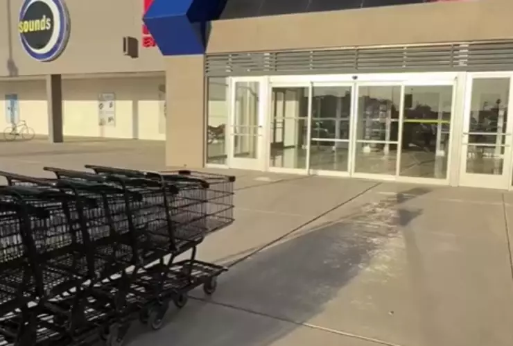 Los cajeros estaban en una plaza comercial de Juárez.