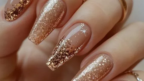 4 colores que se ven mejor en las u&ntilde;as largas y con brillos: puedes usar acr&iacute;lico